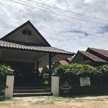 Jim Guesthouse Kanchanaburi Exterior photo