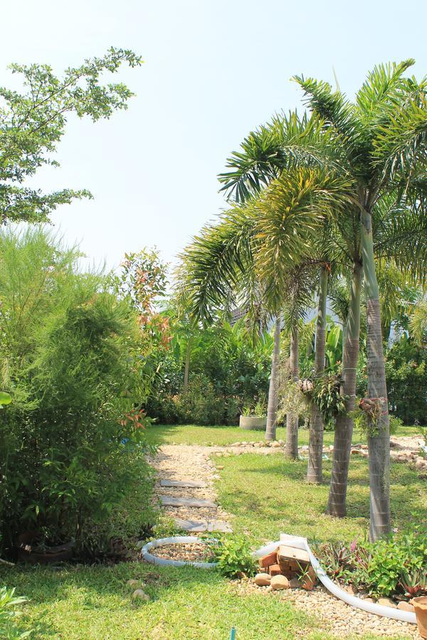 Jim Guesthouse Kanchanaburi Exterior photo